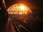 Bahnhof im Sonnenschein